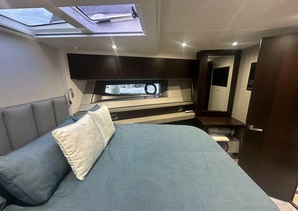 Sunseeker Manhattan 52 image