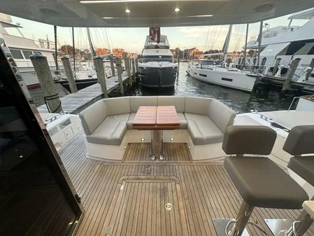 Sunseeker Manhattan 52 image