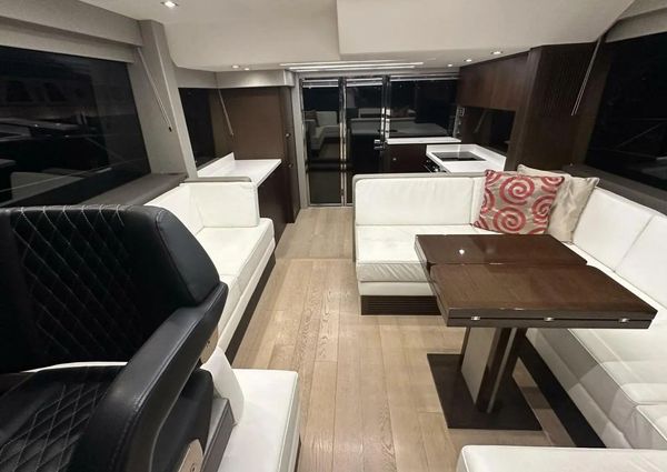 Sunseeker Manhattan 52 image