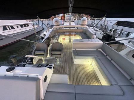 Sunseeker Manhattan 52 image