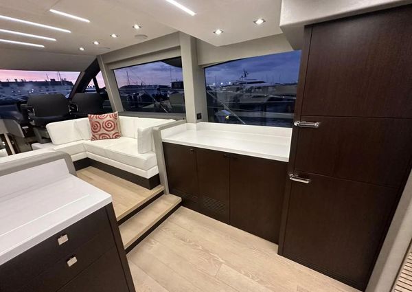 Sunseeker Manhattan 52 image