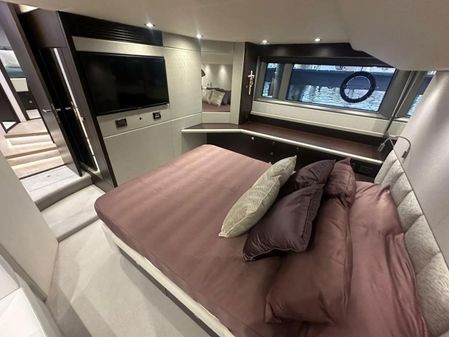 Sunseeker Manhattan 52 image