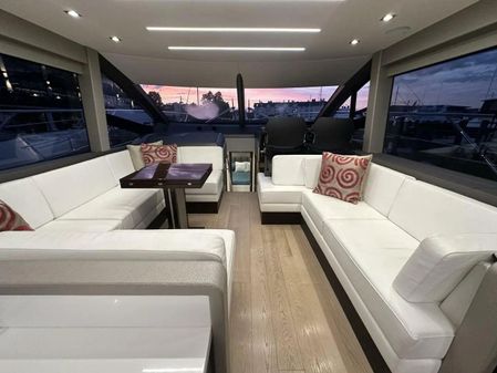 Sunseeker Manhattan 52 image