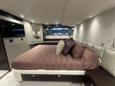 Sunseeker Manhattan 52 image