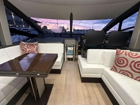 Sunseeker Manhattan 52 image