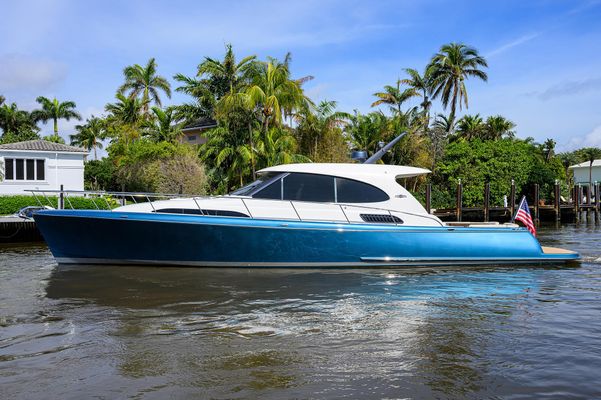 Palm Beach Motor Yachts GT50 - main image