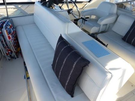 Carver 370 Aft Cabin Motoryacht image