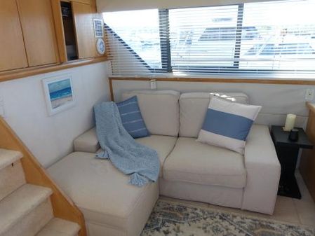 Carver 370 Aft Cabin Motoryacht image