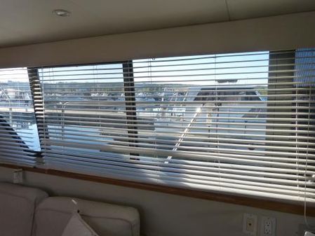 Carver 370 Aft Cabin Motoryacht image