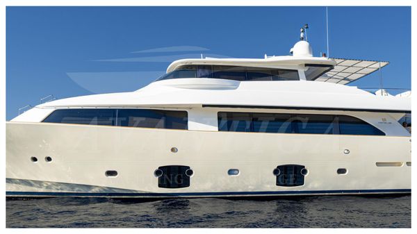 Ferretti Yachts Customline Navetta 26 image