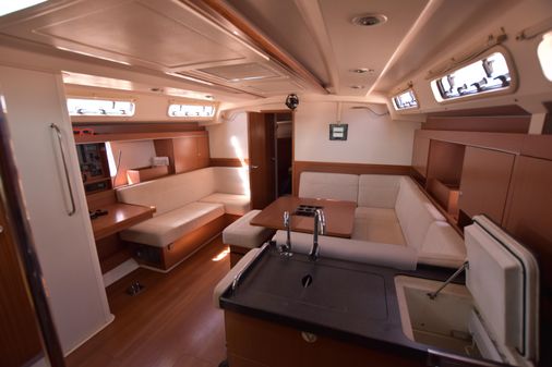 Hanse 445 image