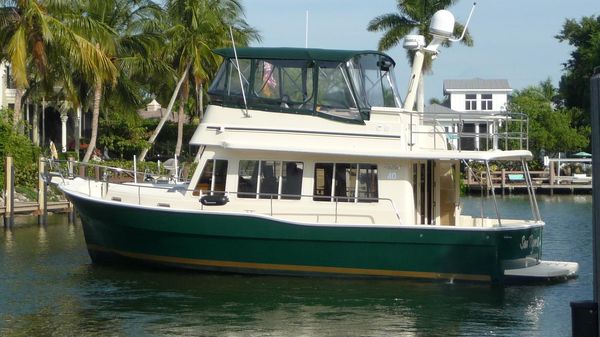 Mainship 40 Trawler 