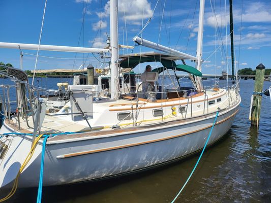 Gulfstar 44 Ketch Electric - main image