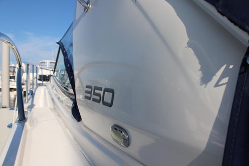 Monterey 350 Sport Yacht image