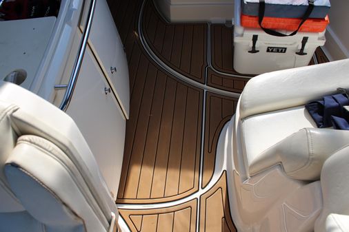 Monterey 350 Sport Yacht image