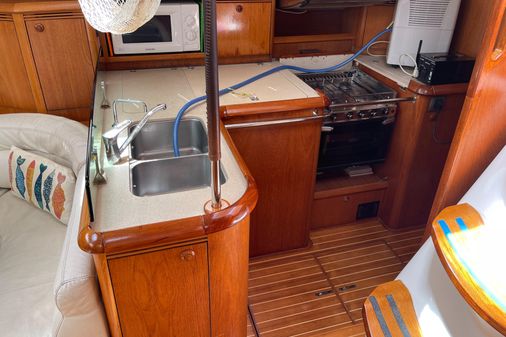 Jeanneau Sun Odyssey 49 DS image