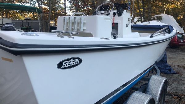 Eastern 20' Center Console 