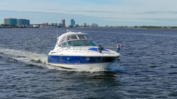 Cruisers 420 Express