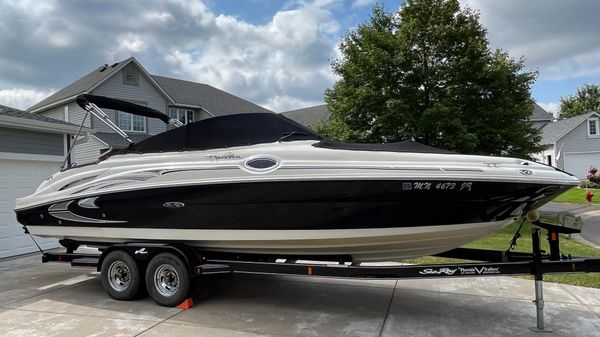 Sea Ray 270 SD Sundeck