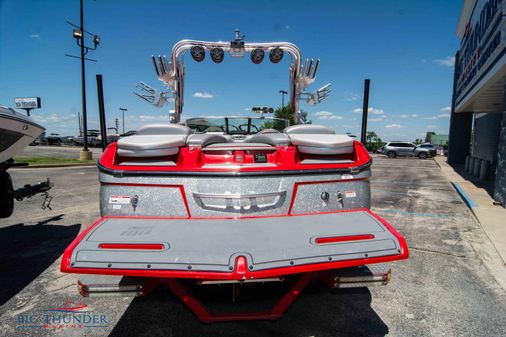 MasterCraft X46 image