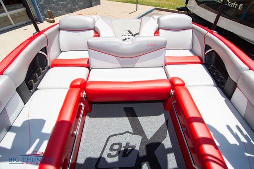 MasterCraft X46 image