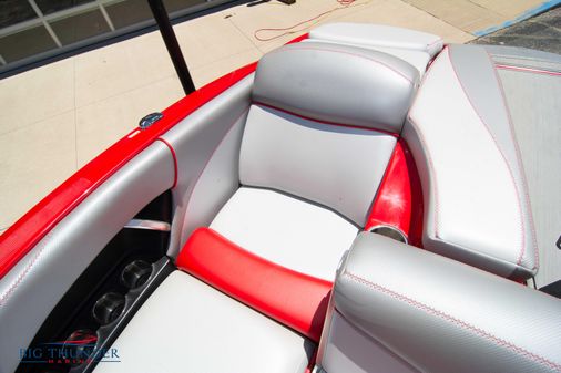 MasterCraft X46 image