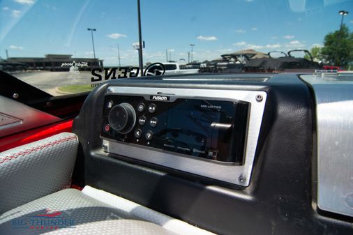 MasterCraft X46 image