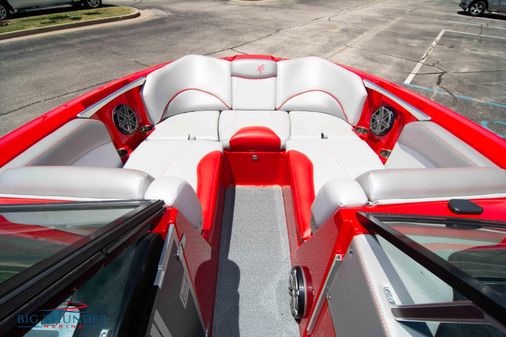 MasterCraft X46 image