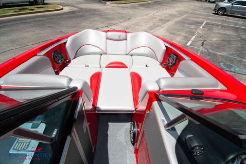 MasterCraft X46 image