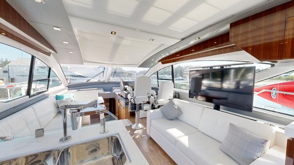 Cruisers Yachts 60 Cantius image