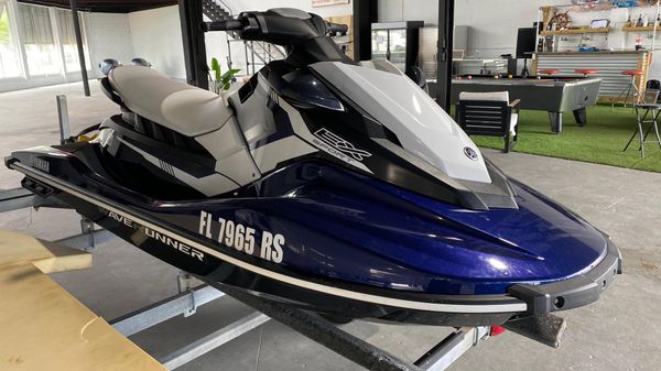 Yamaha WaveRunner JetSki 