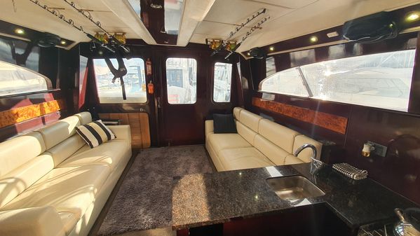 Luhrs 380-TOURNAMENT image