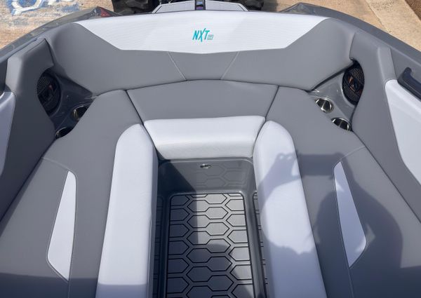 Mastercraft NXT22 image