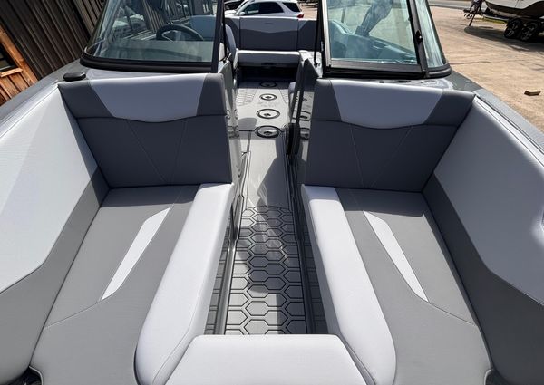 Mastercraft NXT22 image