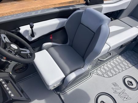 Mastercraft NXT22 image