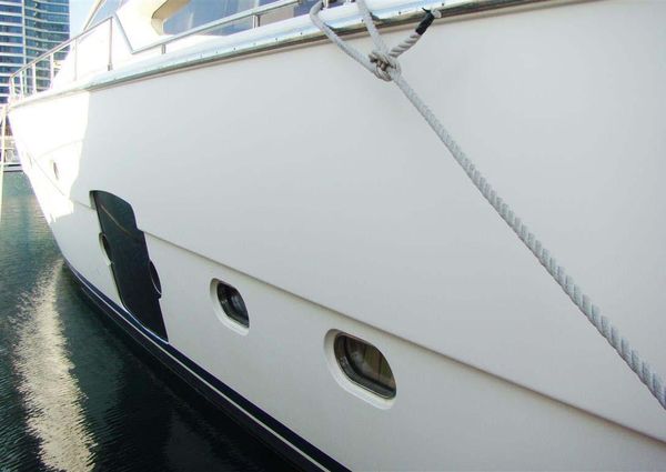 Ferretti-yachts 780 image