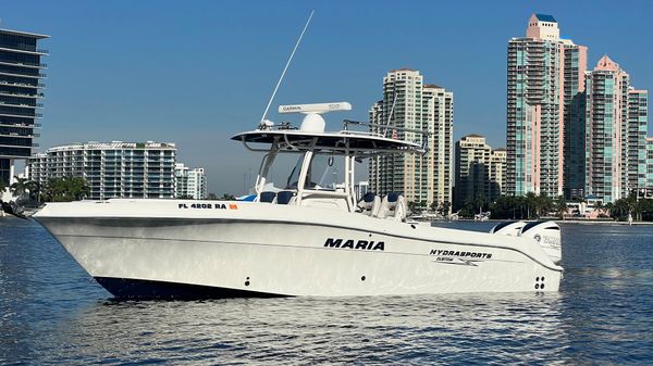 Hydra-Sports 3000 Center Console