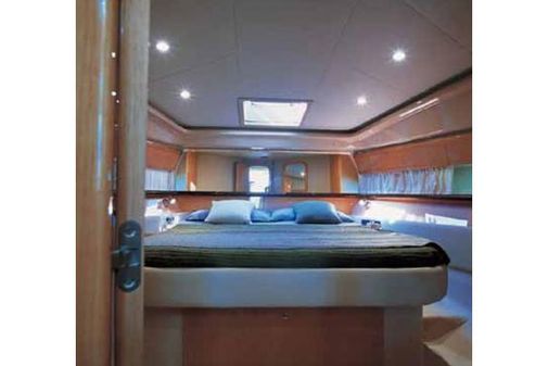 Ferretti Yachts 530 image