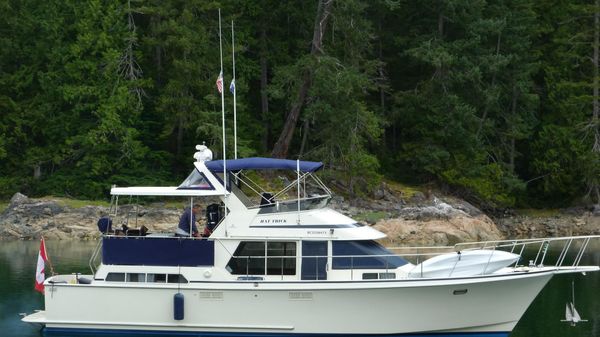 Tollycraft 44 Cockpit Motor Yacht