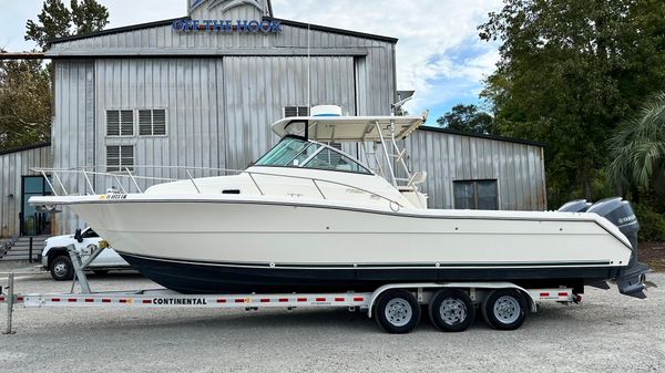 Pursuit 3070 Offshore