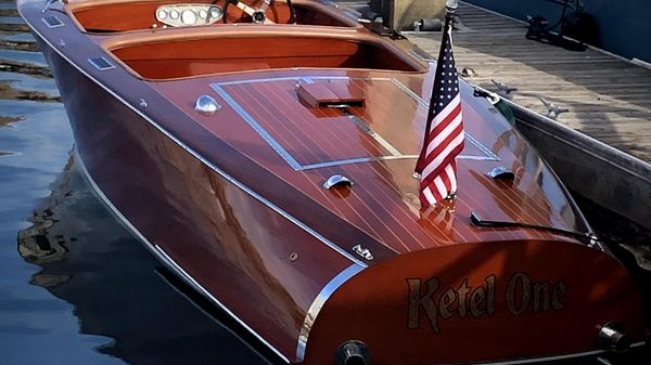 Custom Chris Craft Barrel Back Replica 