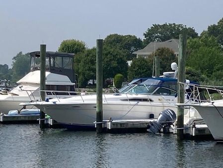 Sea Ray 370 Express Cruiser image