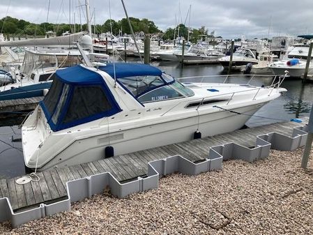 Sea Ray 370 Express Cruiser image