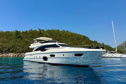 Ferretti Yachts 690 image