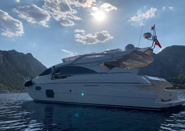 Ferretti Yachts 690 image