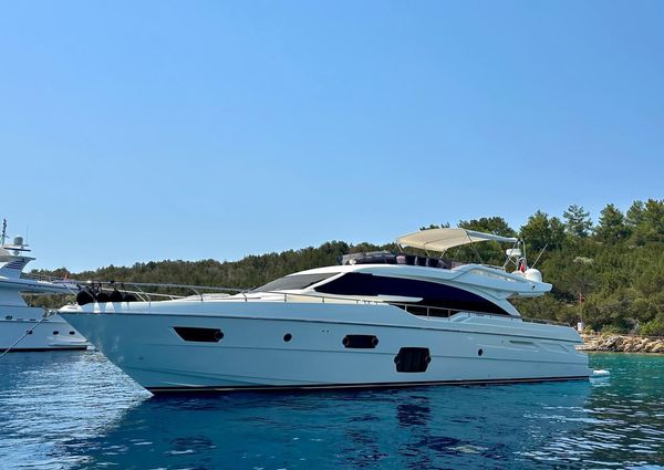 Ferretti Yachts 690 image