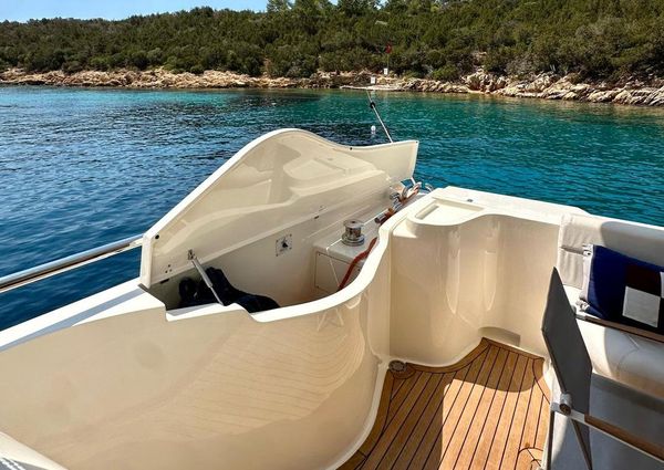 Ferretti Yachts 690 image