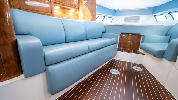 Intrepid 430 Sport Yacht image