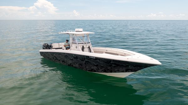 Fountain 38 Center Console