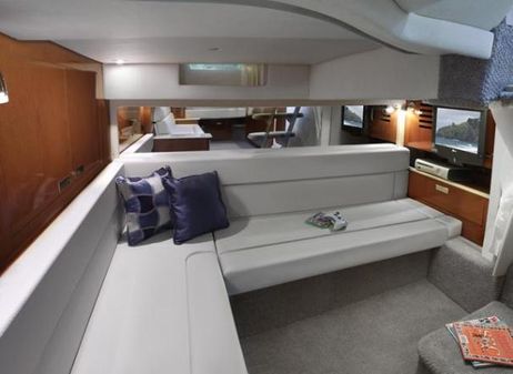 Sea Ray 350 Sundancer image